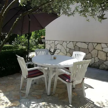 B&g Apartment Zadar
