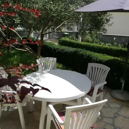 B&g Apartment Zadar